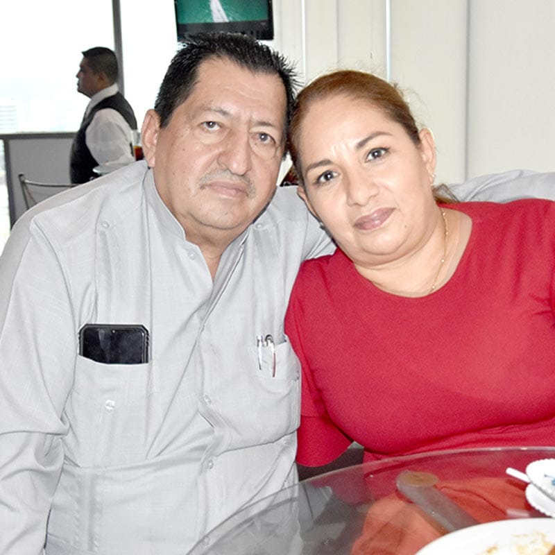 RODOLFO MÁRQUEZ CELEBRA 72 AÑOS DE VIDA! RECIBIENDO A TODOS SUS SERES