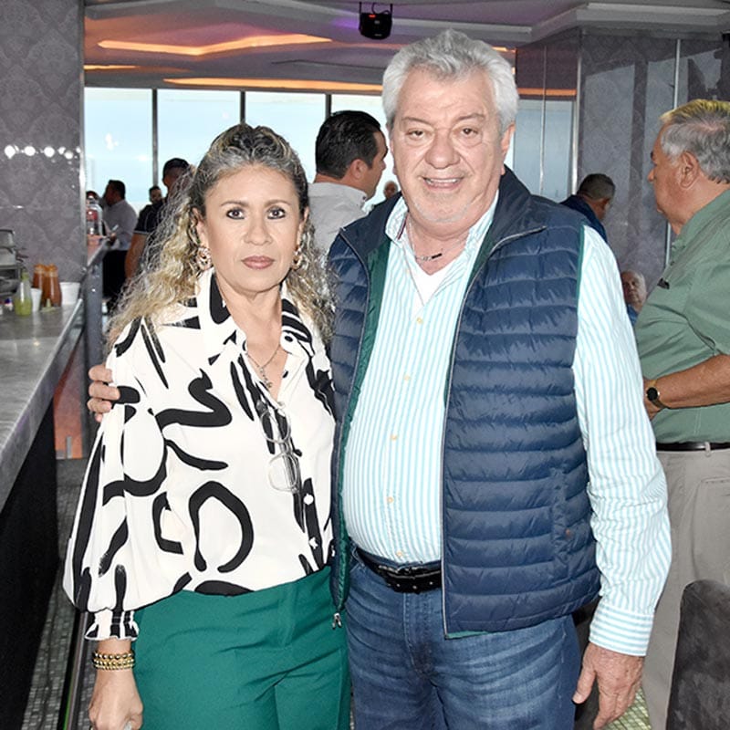 RODOLFO MÁRQUEZ CELEBRA 72 AÑOS DE VIDA! RECIBIENDO A TODOS SUS SERES