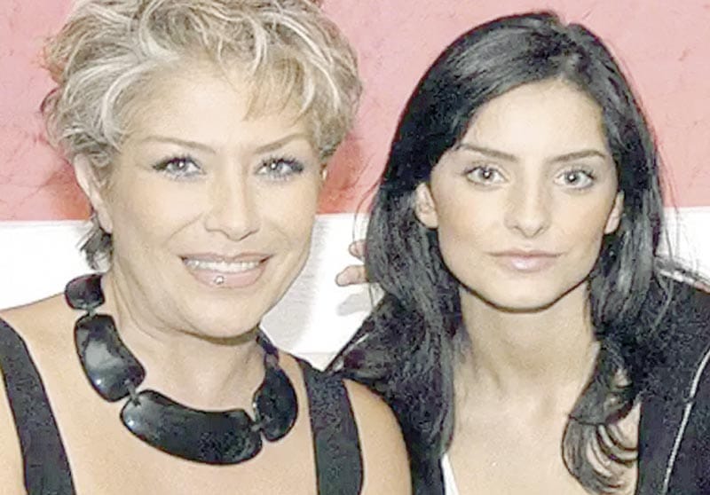 MUERE GABRIELA MICHEL, MAMÁ DE AISLINN DERBEZ!