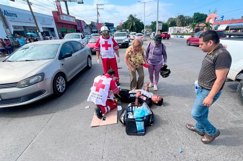 ¡MOTOCICLISTA HERIDO EN CARAMBOLAZO!