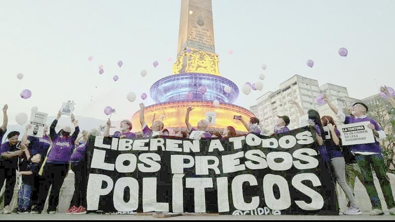 VENEZUELA INICIA LIBERACIÓN DE PRESOS POLÍTICOS DE MADURO!