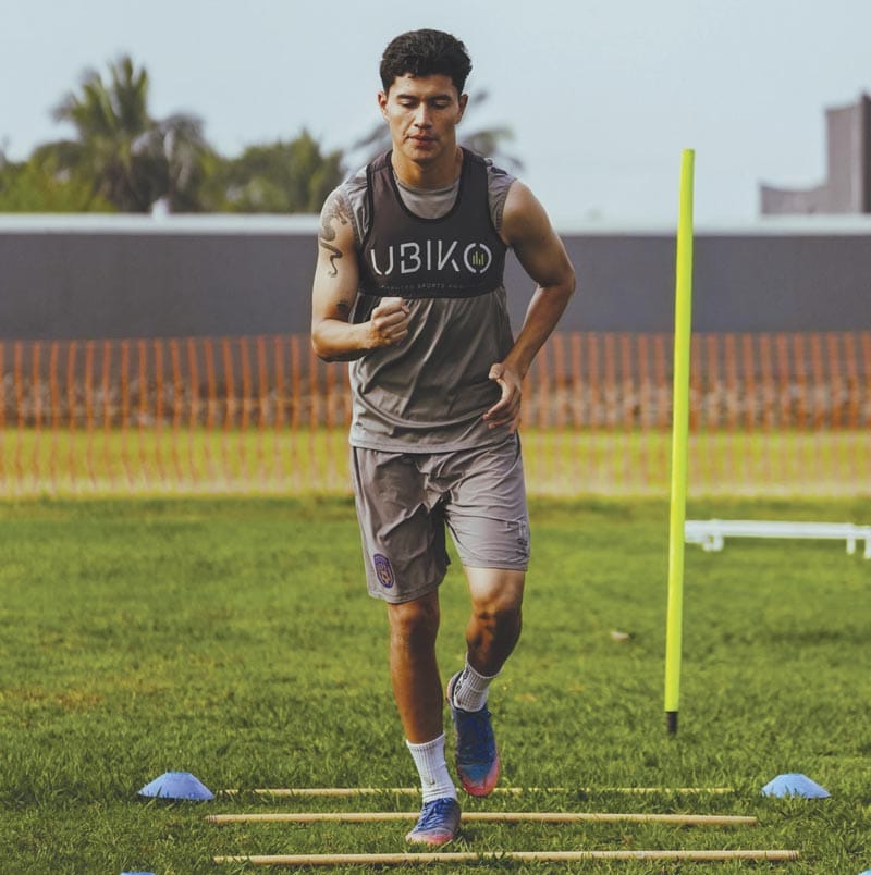 ¡RACING SERIE B PEGA PRIMERO EN LA SEMIFINAL!