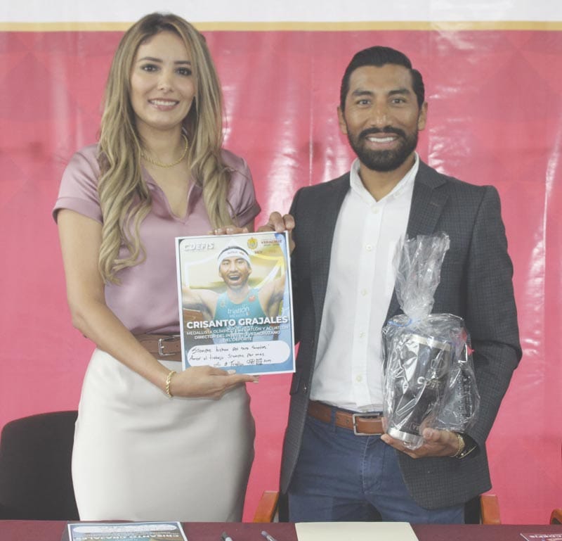 ¡FIRMA IVD Y CDEFIS ALIANZA PARA PROFESIONALIZAR EL DEPORTE!