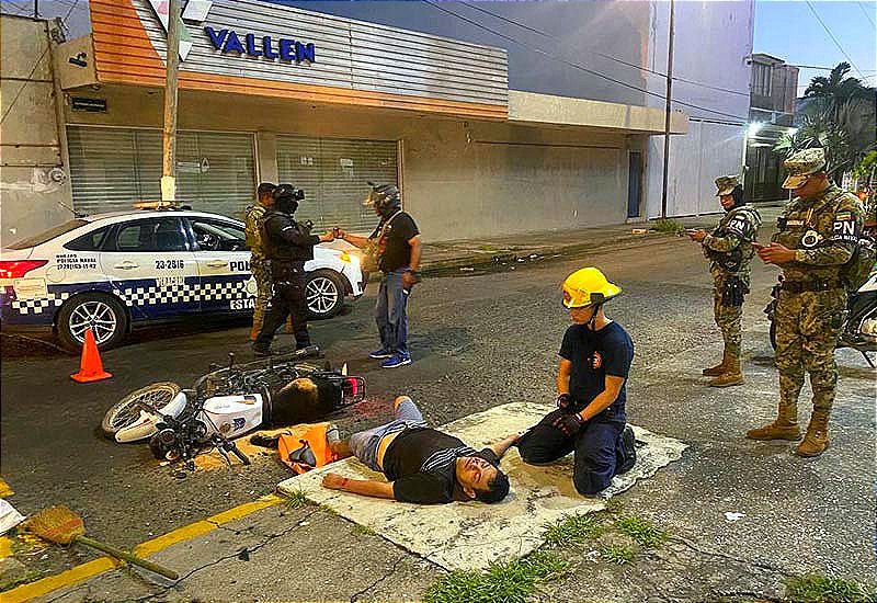 ¡DERRAPA JUNTO A SU &quot;AMIGO&quot;, ...LO DEJA TIRADO!