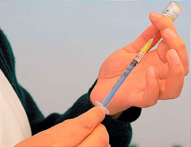 ¡COFEPRIS EMITE ALERTA DE RIESGO SOBRE VACUNA CONTRA EL DENGUE!