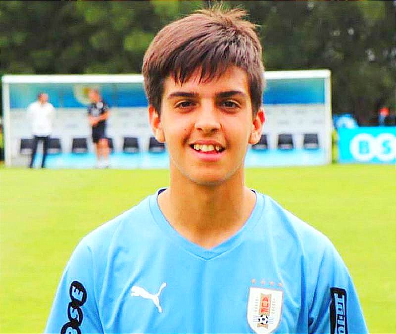 ¡MÉXICO Y URUGUAY SE PELEAN A XAVIER! -VERACRUZANO que es Hijo de "El Grillo" Bizcayzacú, ex de los Tiburones Rojos