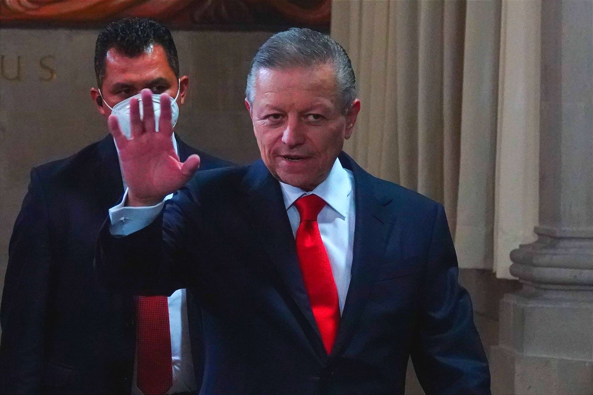 ¡CUELGA LA TOGA! Arturo Zaldívar Presentó su Renuncia al Presidente López Obrador a su Cargo Como Ministro de la SCJN