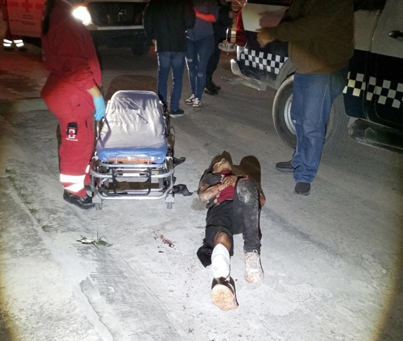 ¡VECINOS LE DAN SUS COCOTAZOS!-LO SORPRENDEN ROBANDO EN UNA CASA