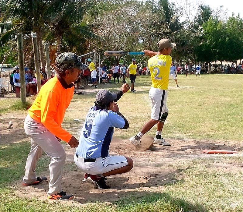 ¡DEPORTIVO PEÑA Y CUERVOS A SEMIFINALES! -*Águilas y Meseros empatan serie *Es la fase de los playoffs en la colonia Cuauhtémoc