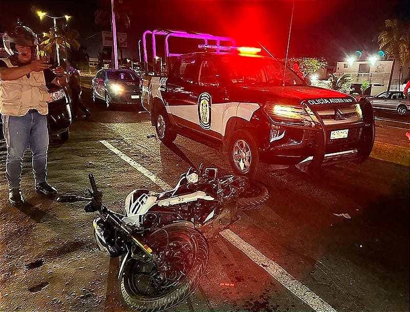 ¡SE IMPACTAN CONTRA LA PATRULLA DEL IPAX! -