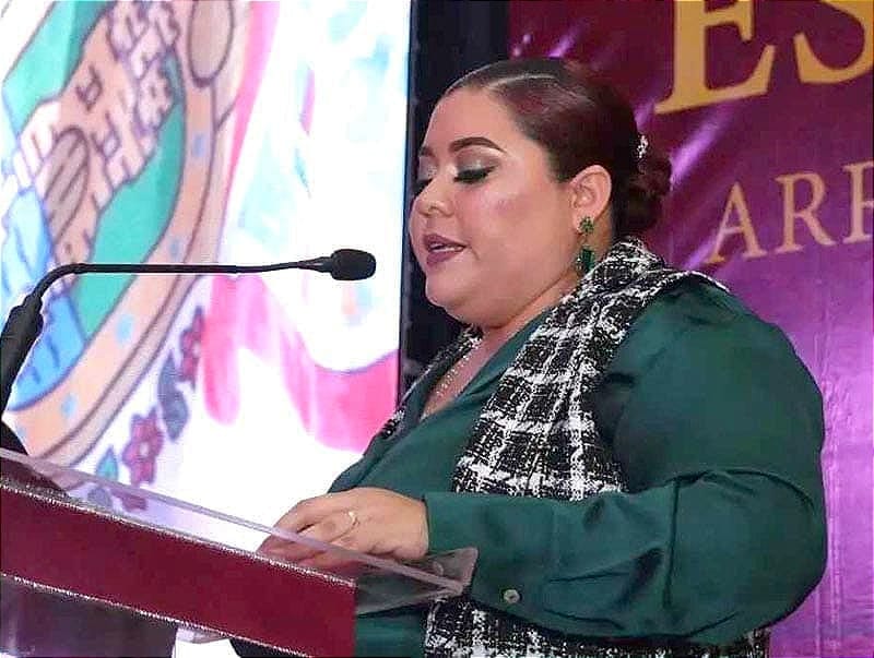 ¡QUIEREN RENUNCIAS, LERDO DE TEJEDA SE VOLVERÁ A LEVANTAR! - NO LE GUSTÓ A "LA PRESIDENTA" QUE QUEMARAN EL PALACIO MUNICIPAL  "...CONDENO ENÉRGICAMENTE QUE, VALIÉNDOSE DE ESTA DESGRACIA, UN GRUPO DE PERSONAS AGITE A LA CIUDADANÍA..."