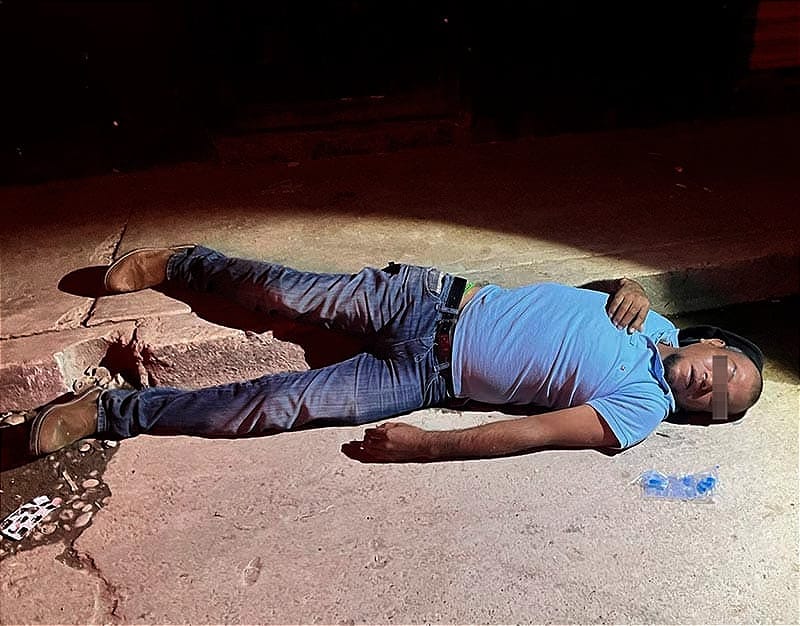 ¡LE PEGAN UN BALAZO EN LA CABEZA EN LA ZONA ROJA DE BARES!