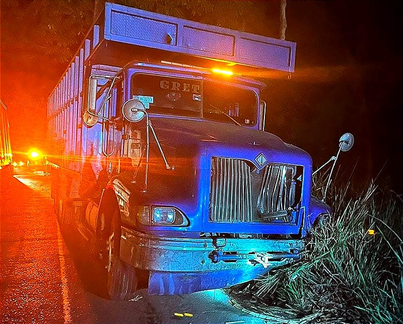 ¡DE FRENTE CONTRA EL CAMIÓN! - IBA EN SU MOTO, EN LA TINAJA-CIUDAD ALEMÁN