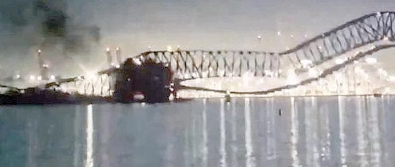 ¡TIRAN EL PUENTE DE BALTIMORE!