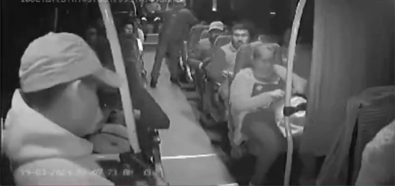 ¡ENCAÑONAN AL CHOFER Y A LOS PASAJEROS! - AUTOPISTA ORIZABA-IXTACZOQUITLÁN-FORTÍN