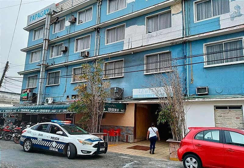 ¡LO ENCUENTRAN MUERTO! - FUERON A BUSCARLO TERMINADO EL TIEMPO DE ALQUILER DE LA HABITACIÓN