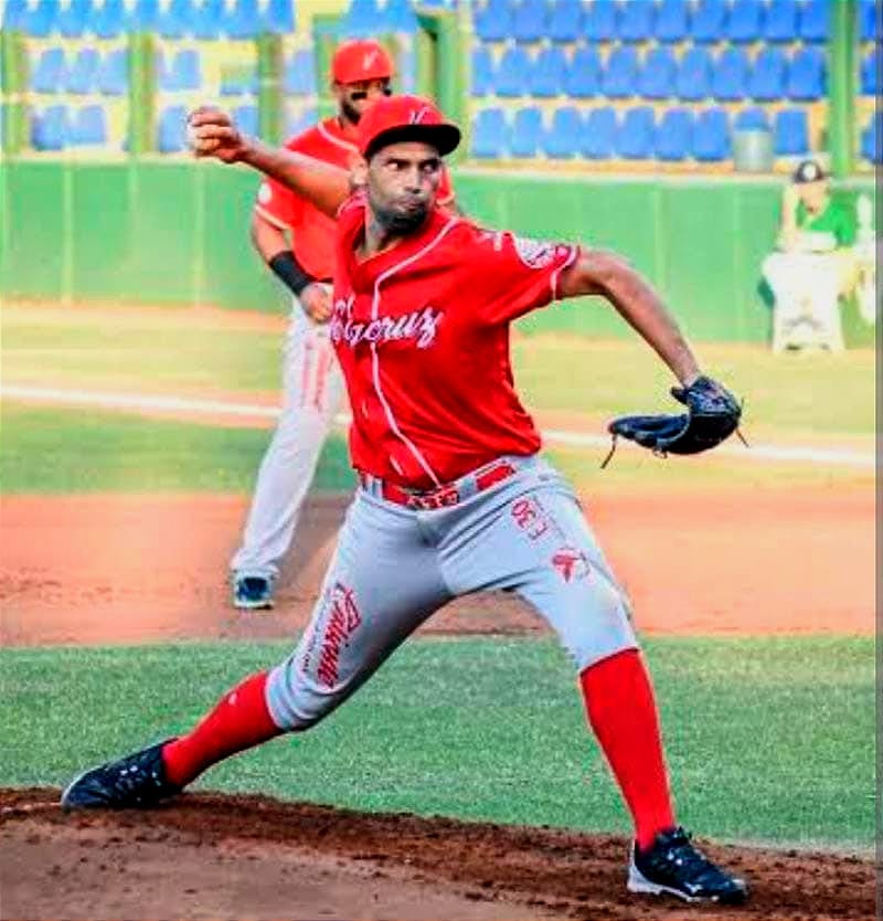 ¡SE LUCEN HERLIS RODRÍGUEZ Y JOSÉ MIGUEL PIÑA! - EL ÁGUILA GANA SU PRIMER DUELO EN INTERLIGAS!