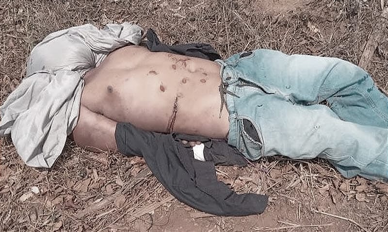 ¡LO MATÓ DE UN BALAZO EN LA CABEZA! - POLICÍAS LO DETUVIERON CUANDO TOMABA UNA CHELA