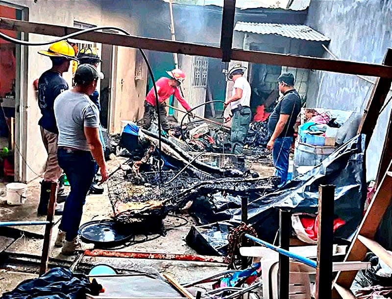 ¡REGRESAN DE TRABAJAR Y ENCUENTRAN SU CASA EN LLAMAS!