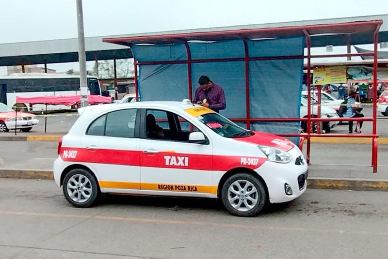 ¡TOMO SU LUGAR EN LA FILA DEL PARADOR CUANDO LE VINO UN INFARTO!