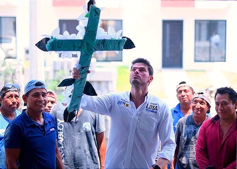 ¡CELEBRAN EL DÍA DE LA SANTA CRUZ!