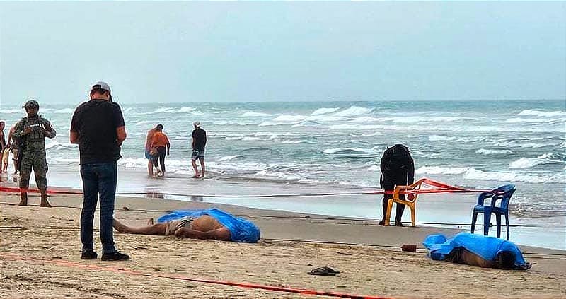 ¡TRAGEDIA EN PLAYAS DE TUXPAN! - *MUEREN AHOGADOS CUATRO TURISTAS DEL ESTADO DE MÉXICO