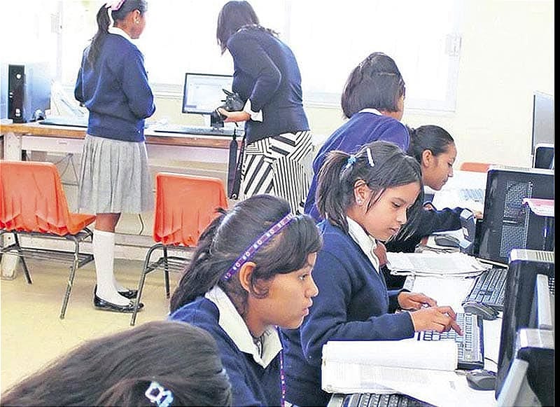 ¡NO QUIEREN QUE PISA HAGA LAS PRUEBAS! - “No puedo concebir una autoridad educativa más opaca”