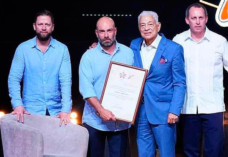 ¡RECONOCEN A “CARRASCAS” RAMÍREZ Y “ZURDO” ORTIZ!