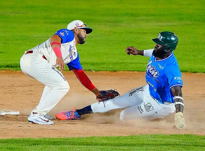 ¡BRAVOS EMPATA EN CASA SERIE CON EL ÁGUILA! - *Hoy lanza Freddy Quintero en el último