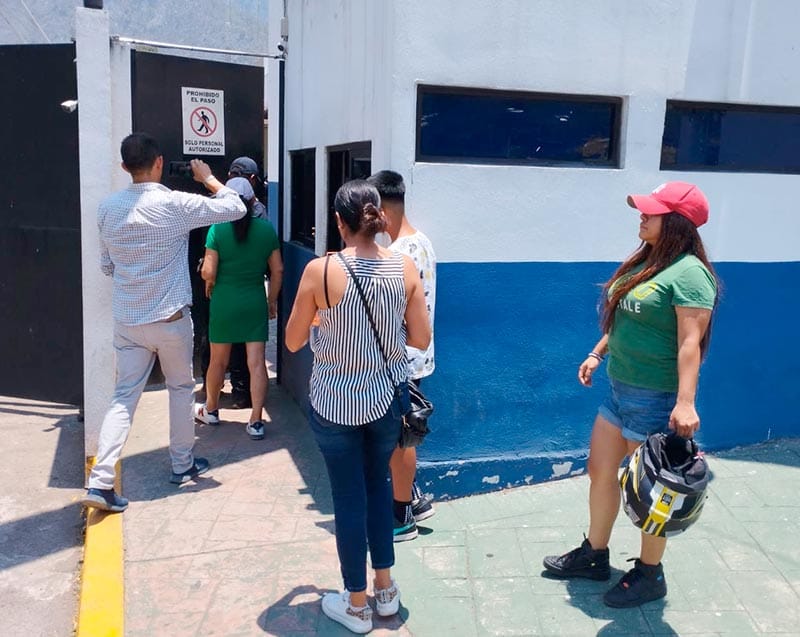 ¡POLICÍAS ESTATALES DAN GOLPIZA A SOLDADOR QUE DETUVIERON CON VIOLENCIA!