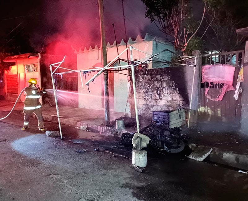 ¡SE ACHICHARRÓ LA MOTO! - *COLONIA CARRANZA
