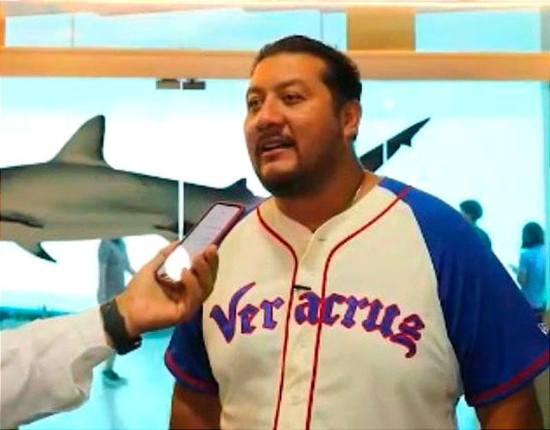 ¡QUIEREN A LORET DE MOLA EN EL AQUARIUM!