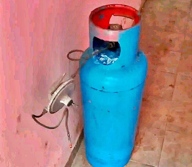 ¡“RATAS” MADRUGADORAS DEJAN SIN TANQUE DE GAS AL VECINO! - *FRACCIONAMIENTO REFORMA