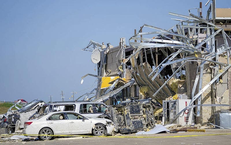 ¡VAN 13 MUERTOS EN TEXAS, OKLAHOMA Y ARKANSAS!