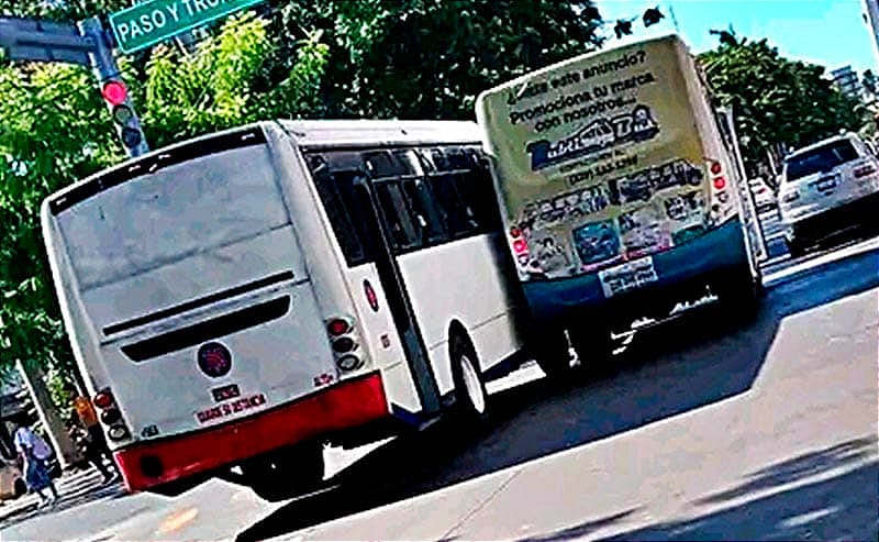 ¡SE DAN UN “LLEGUE” DE CACHETE! - CARRERITAS EN DÍAZ MIRÓN!