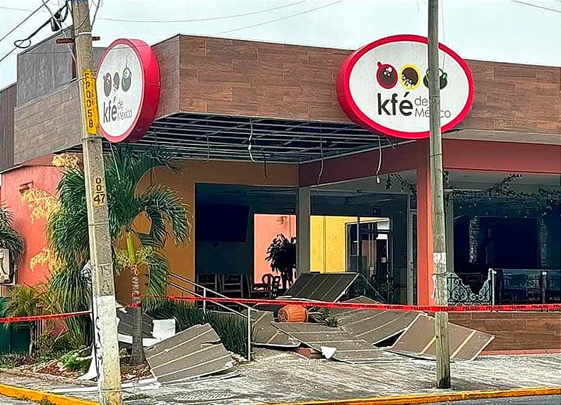 ¡SE INCENDIA CAFETERÍA EN CÓRDOBA! - COLONIA FEDERAL