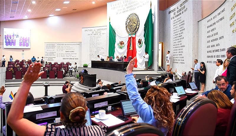 ¡SE “PARTEN”! - DIPUTADOS DE MORENA