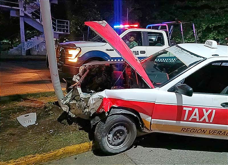 ¡LO PARO EL POSTE! - *EN EJERCITO MEXICANO