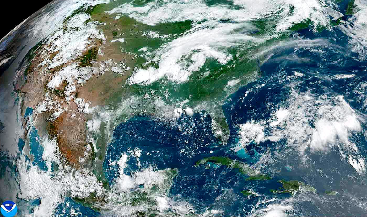 ¡BOCHORNO DE DÍA; LLUEVE DE NOCHE! - *MÁS ACTIVO EL MAR CARIBE