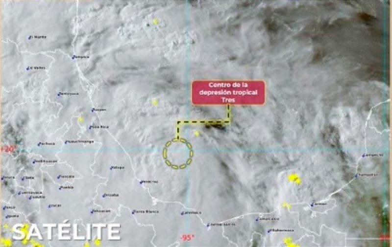 ¡ENTRÓ EL “CHRIS” EN LECHUGUILLAS CERCA DE TUXPAN!