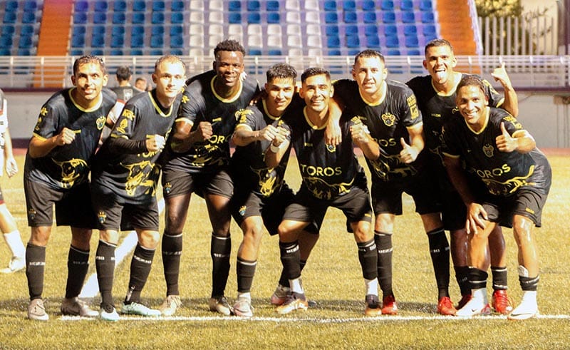 ¡EL CAMPEÓN TOROS TOMA VENTAJA EN MEDELLÍN, 2-1! - *Liguilla de la Súper Liga MX