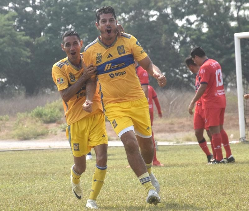 ¡TERMINÓ EL CARNAVAL Y SE REANUDA LA LIGA “ROBERTO OROPEZA”!