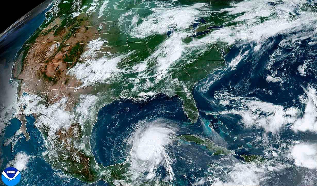 ¡NO NOS TOCÓ NI LA COLITA DE BERYL! - *NOS MANDA BOCHORNO Y MAREJADA