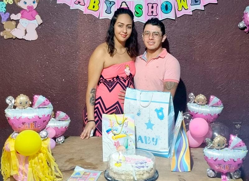 ESPERAN CON AMOR A MARCELA ALEXANDRA