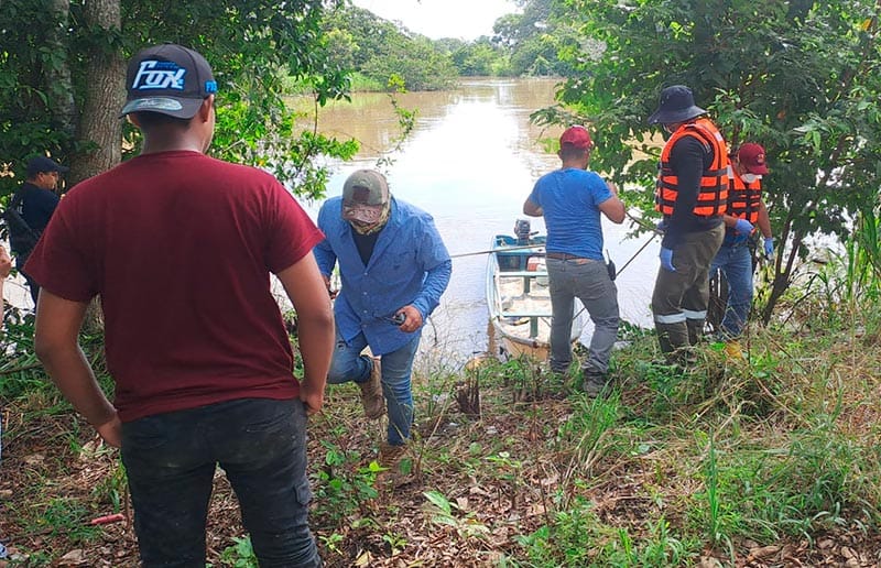 ¡RESCATAN A HONDUREÑO QUE MURIÓ AHOGADO!