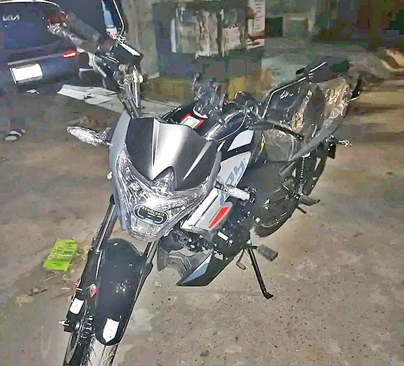 ¡LE ROBAN LA MOTO CUANDO COMPRABA EL MANDADO EN PLAZA COYOL!