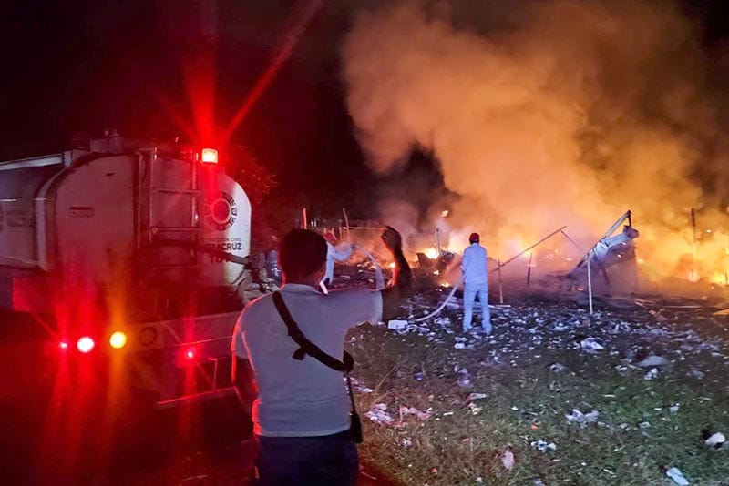 ¡EXPLOTA MERCADO DE PIROTECNIA EN ISLA!