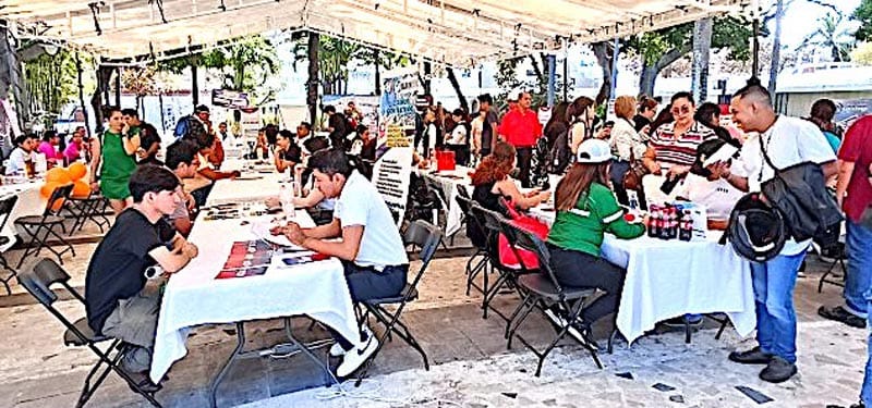 ¡LE DARÁN CHAMBA A DEPORTADOS!