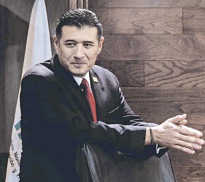 ¡COMISIONADOS DEL INAI SE LAVAN LAS MANOS! - DE EXTORSIONES A LA FEMEXFUT