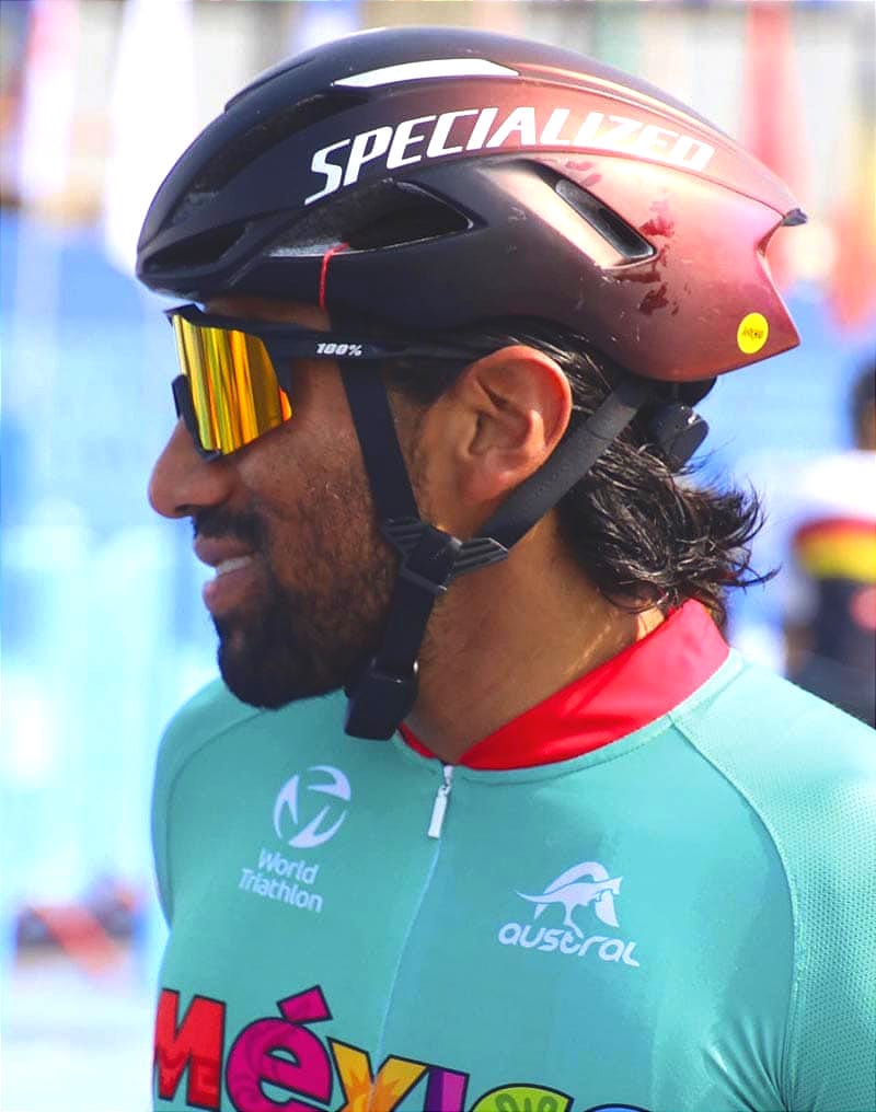 ¡CRISANTO AL QUITE...! - *Se fue Oscar Juanz y llega el atleta Grajales a la dirección del IVD